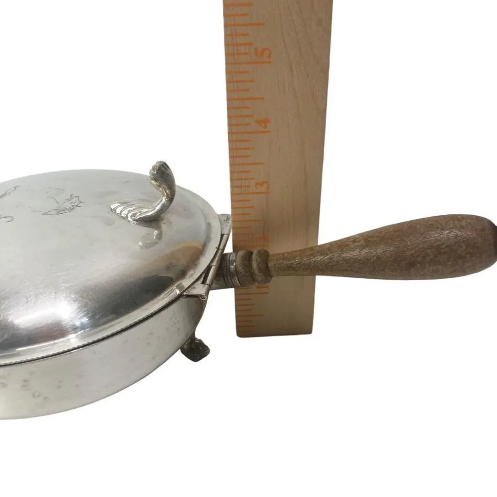 Vtg Sheffield Silver Plated Silent Butler Crumb Catcher EPC 300 Stallion‎ on Lid